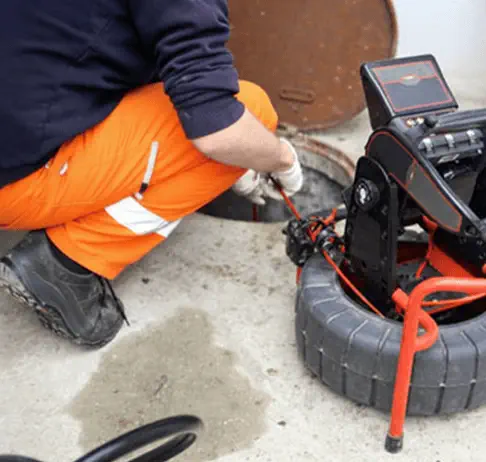 Inspection camera canalisations WC